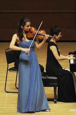 StradivariusConcert(c)Katsunobu Furuya.jpg