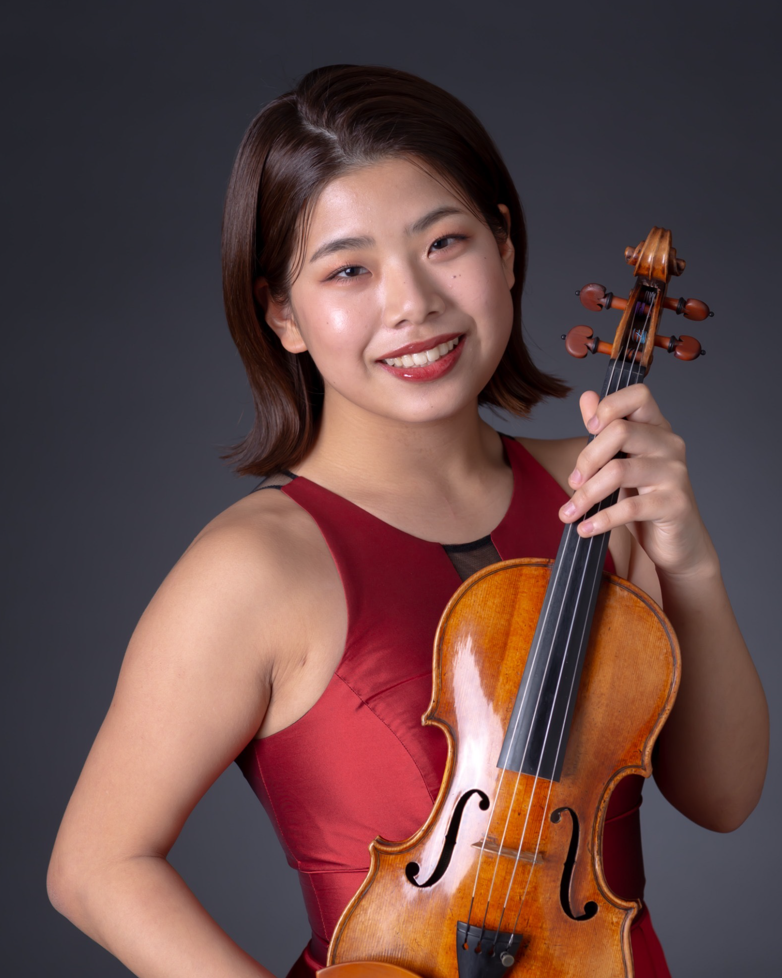 RINO YOSHIMOTO 吉本梨乃