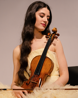 マリア・ドゥエニャス